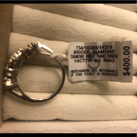 Bridge diamond ring - Picture 5 of 7